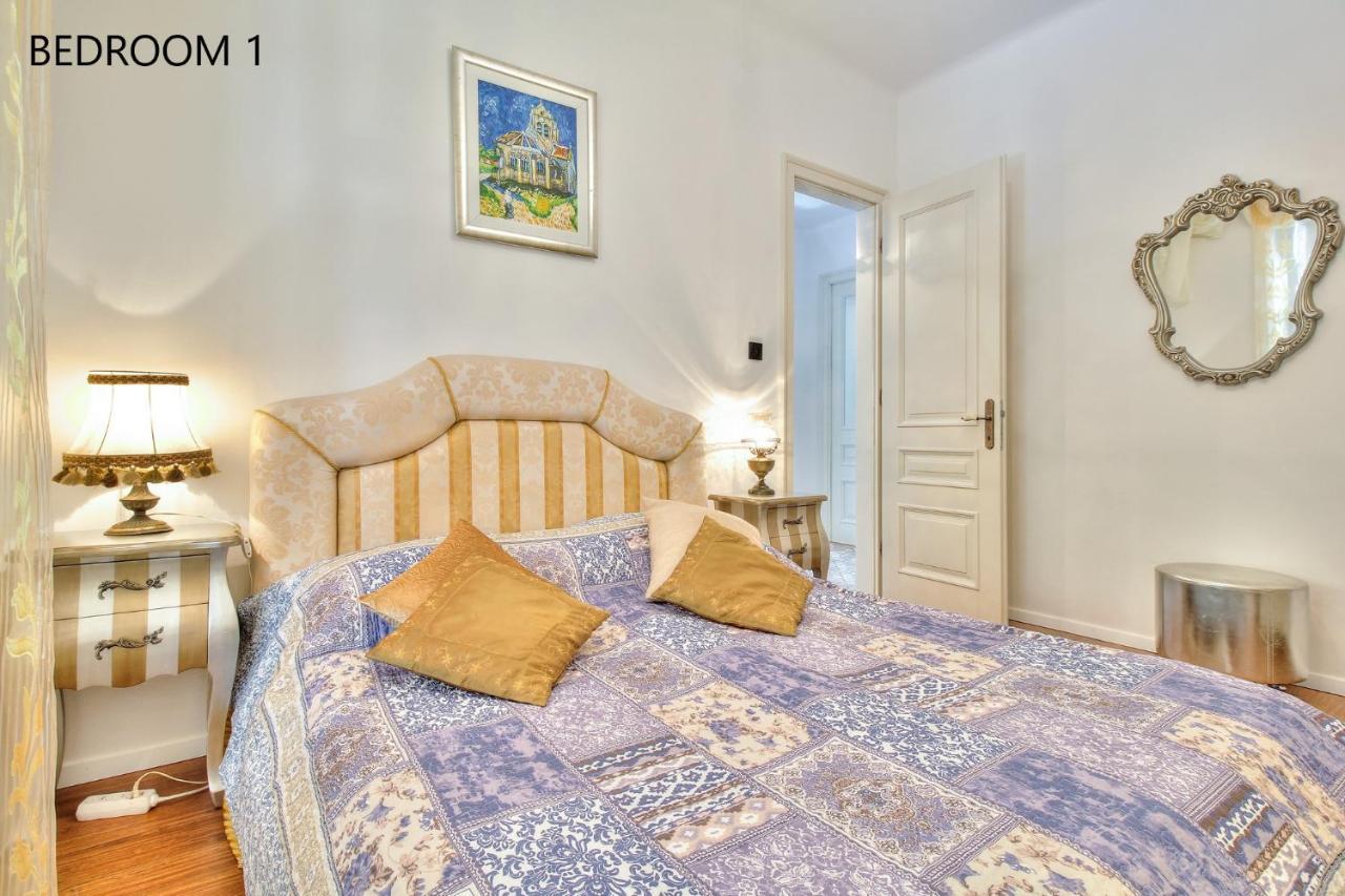 Boutique Apartman Villa Mediteran Porec Bagian luar foto
