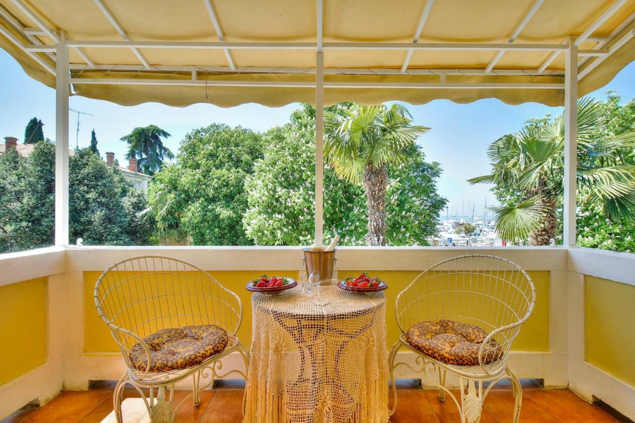 Boutique Apartman Villa Mediteran Porec Bagian luar foto