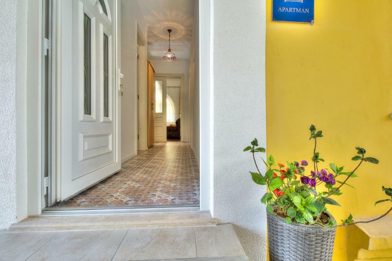 Boutique Apartman Villa Mediteran Porec Bagian luar foto