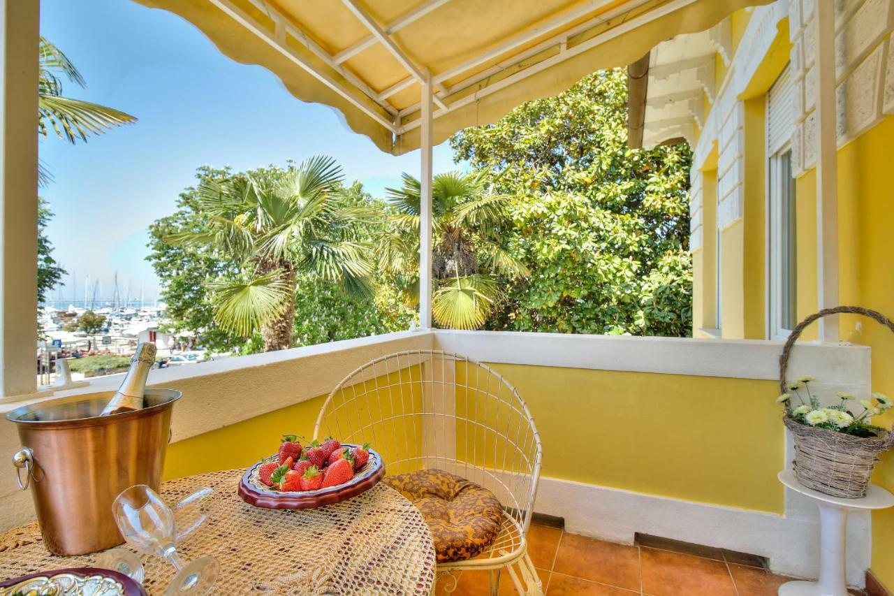 Boutique Apartman Villa Mediteran Porec Bagian luar foto