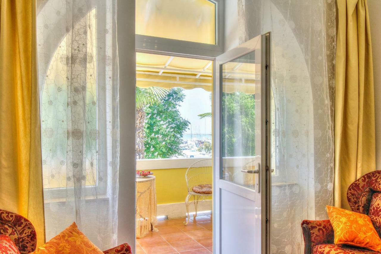 Boutique Apartman Villa Mediteran Porec Bagian luar foto